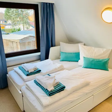 Kapitaens Hus 2 Mit Infrarotsauna Und Grossem Garten 700m Zum Vakantiehuis Graal-Mueritz