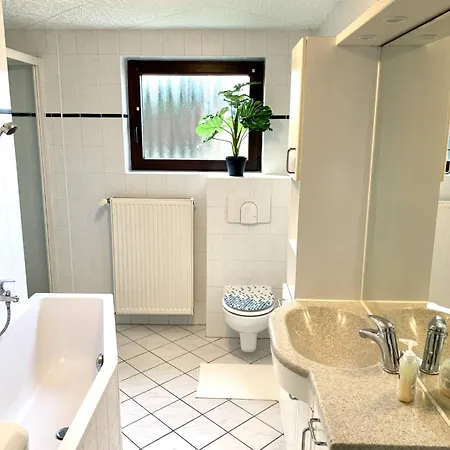 Σπίτι διακοπών Kapitaens Hus 2 Mit Infrarotsauna Und Grossem Garten 700m Zum Graal-Mueritz