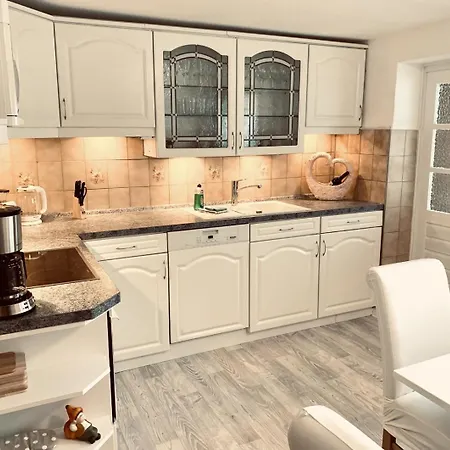 Kapitaens Hus 2 Mit Infrarotsauna Und Grossem Garten 700m Zum * Graal-Mueritz