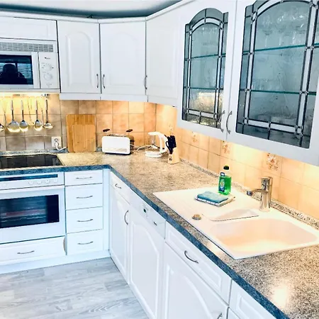 Kapitaens Hus 2 Mit Infrarotsauna Und Grossem Garten 700m Zum Vakantiehuis